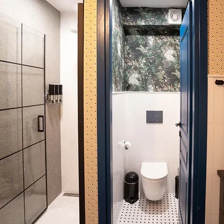 Apartman Spazio 51 *